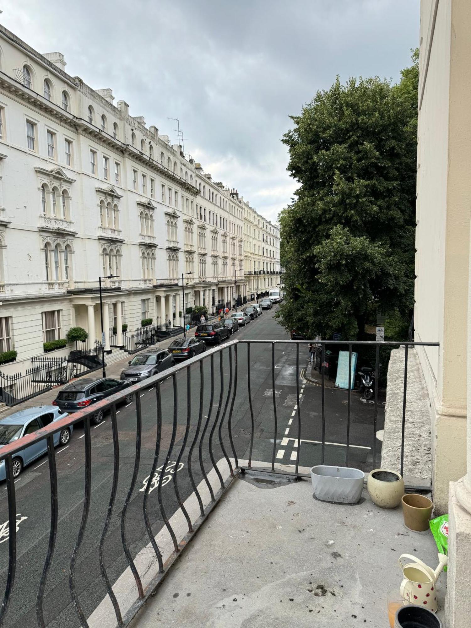 Central, Compact And Fashion Flat For 4 People With Breakfast In Kensington Zone 1 런던 외부 사진
