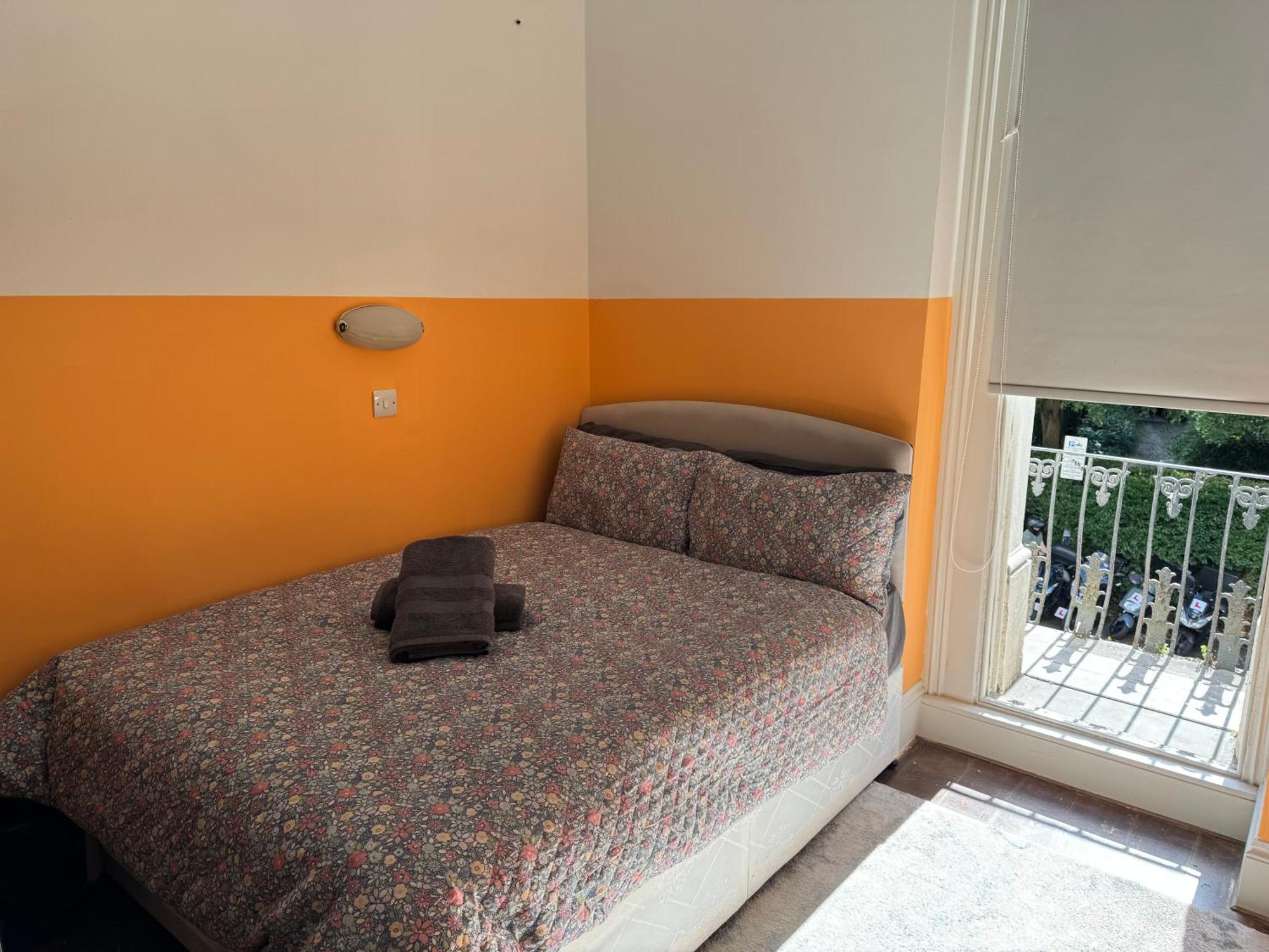 Central, Compact And Fashion Flat For 4 People With Breakfast In Kensington Zone 1 런던 외부 사진