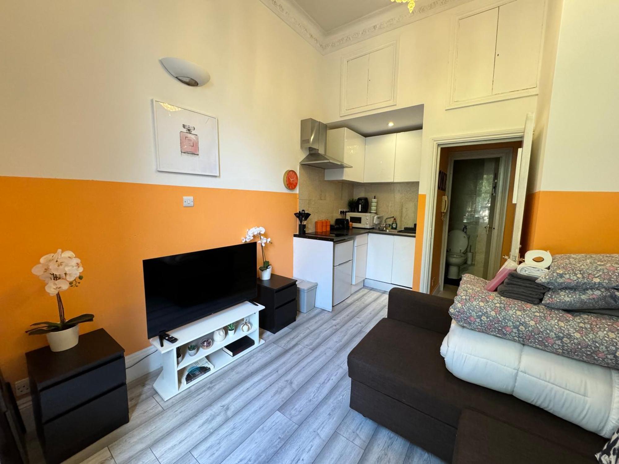 Central, Compact And Fashion Flat For 4 People With Breakfast In Kensington Zone 1 런던 외부 사진